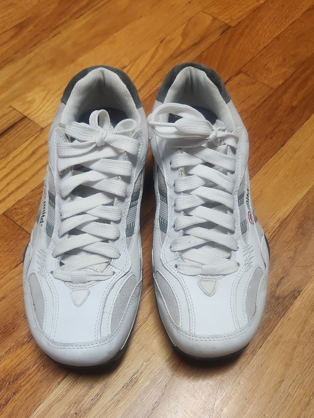 Men's White & Gray Low-Profile Athletic Sneakers, 9, EUC